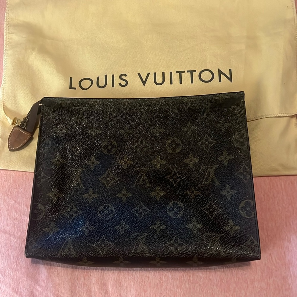 MODIFIED LV toiletry bag